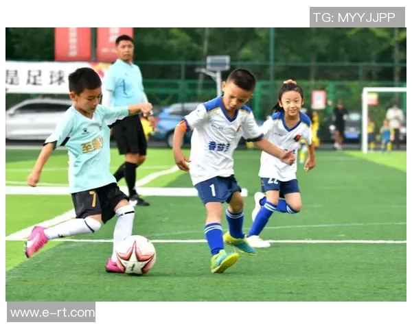 足球明星合影抠图技巧分享如何轻松制作精彩的足球明星合影作品 足球明星合影抠图技巧分享如何轻松制作精彩的足球明星合影作品