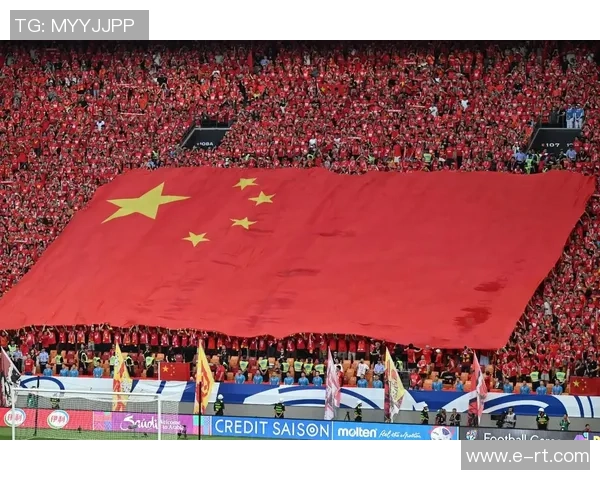 足球明星击掌瞬间回顾与精彩时刻分享让我们一起感受激情与荣耀 足球明星击掌瞬间回顾与精彩时刻分享让我们一起感受激情与荣耀